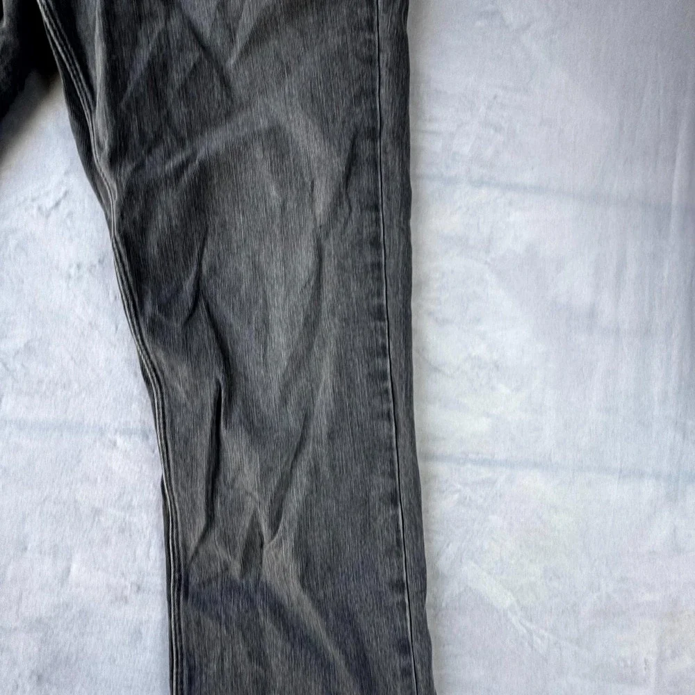 Volcom Vorta Slim Straight Jeans Men's 30 Gray Denim Zip Fly Streetwear Classic